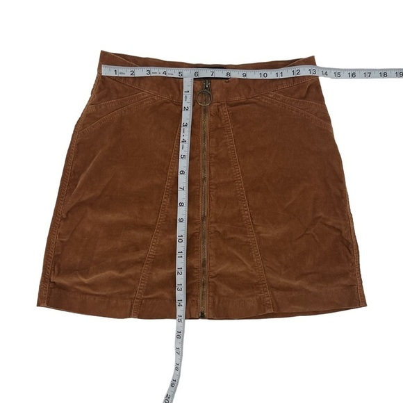 Buffalo David Bitton Brown Front Zipper Corduroy Mini Skirt Size 25 Women’s - Picture 5 of 5